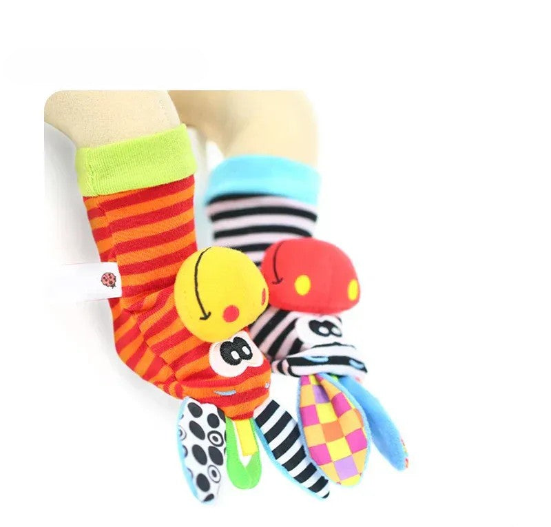 SensoryPlush- Zachte, rammelende sokken en polsbandjes voor vroege verkenning