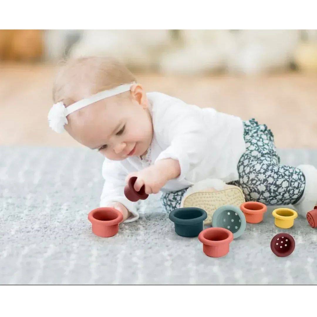 NestieCups – Montessori Stapelbekers voor Kinderen vanaf 1 Jaar – Bevordert Fijne Motoriek & Vroegtijdig Ruimtelijk Inzicht