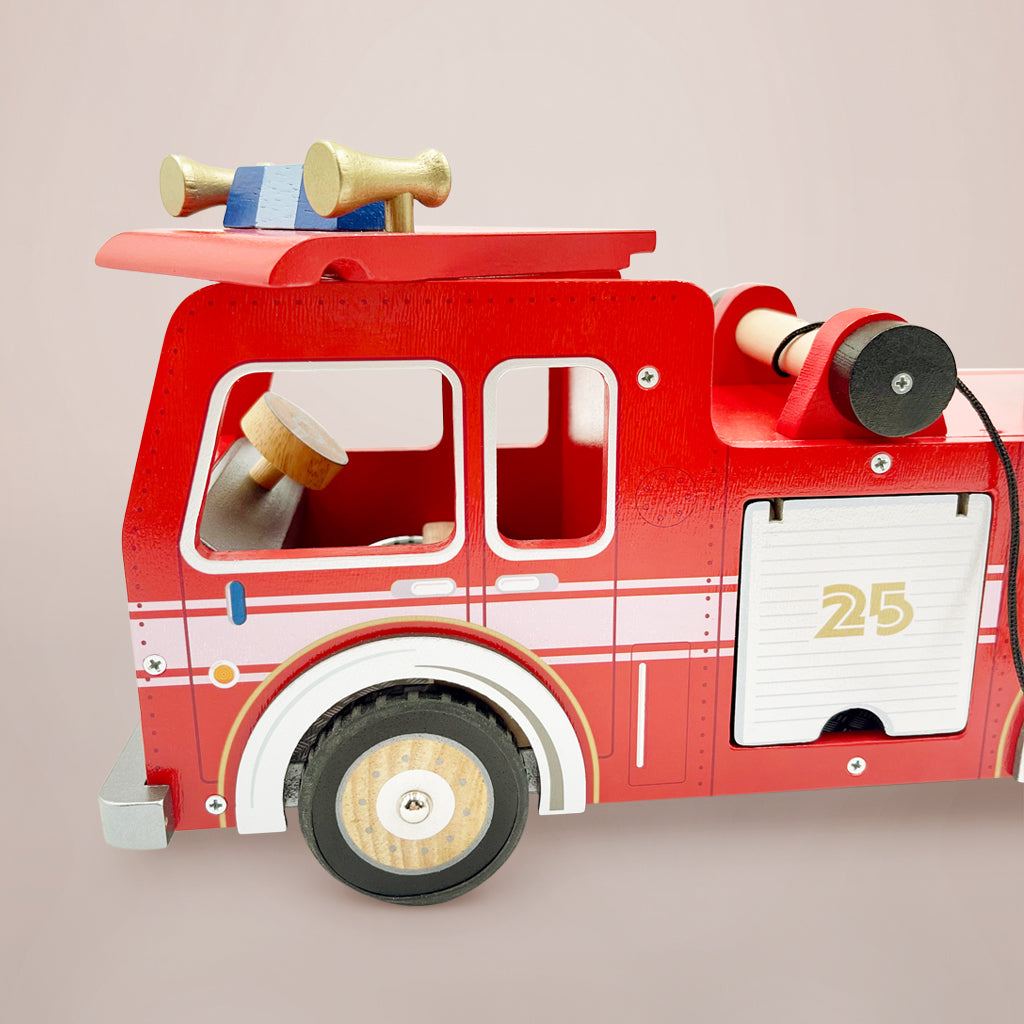 RescueRider – Houten Brandweerwagen Speelgoed voor Kinderen vanaf 18 maanden – Stimuleert Fantasierijk Spel en Motorische Ontwikkeling
